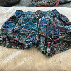 Lululemon short